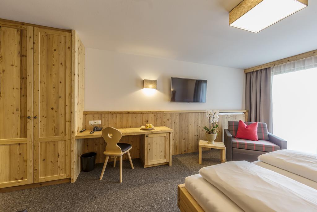 Hotel Anewandter Brunico Zewnętrze zdjęcie